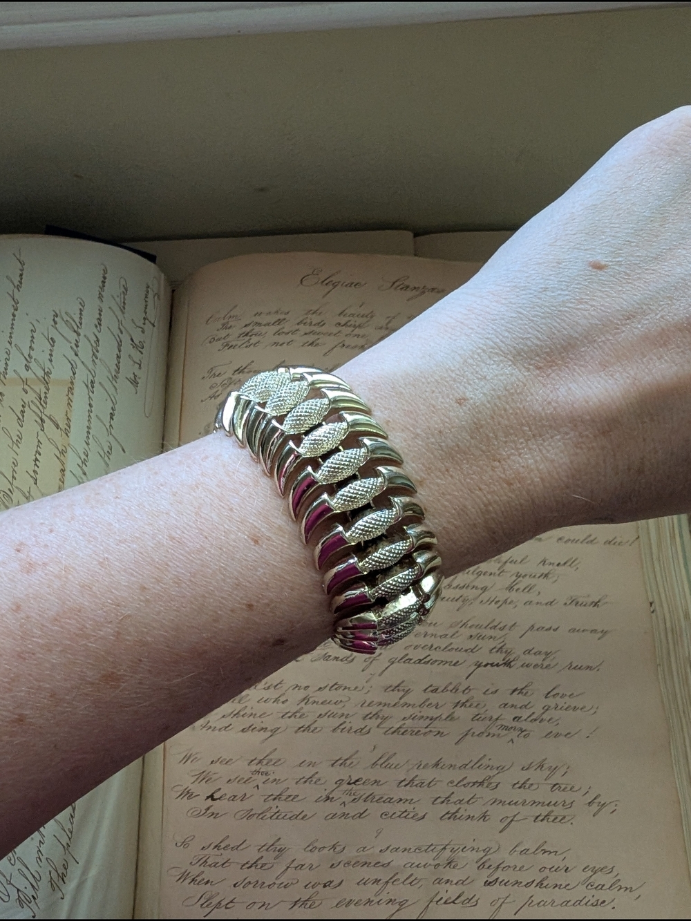 Vintage Coro Gold Tone Women's Link Bracelet - Elegant Gold Bracelet
